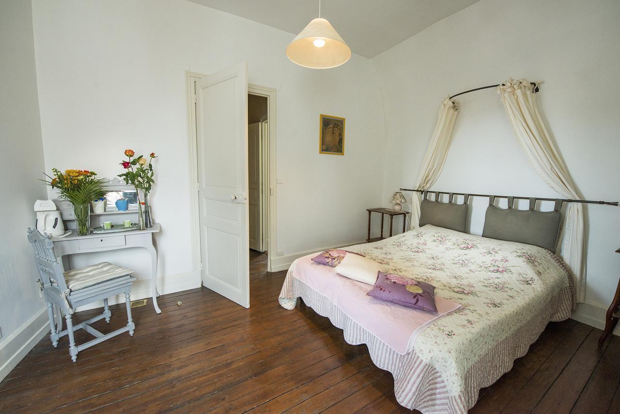 Le Relais De St Martin Panzió Rilly-la-Montagne Kültér fotó